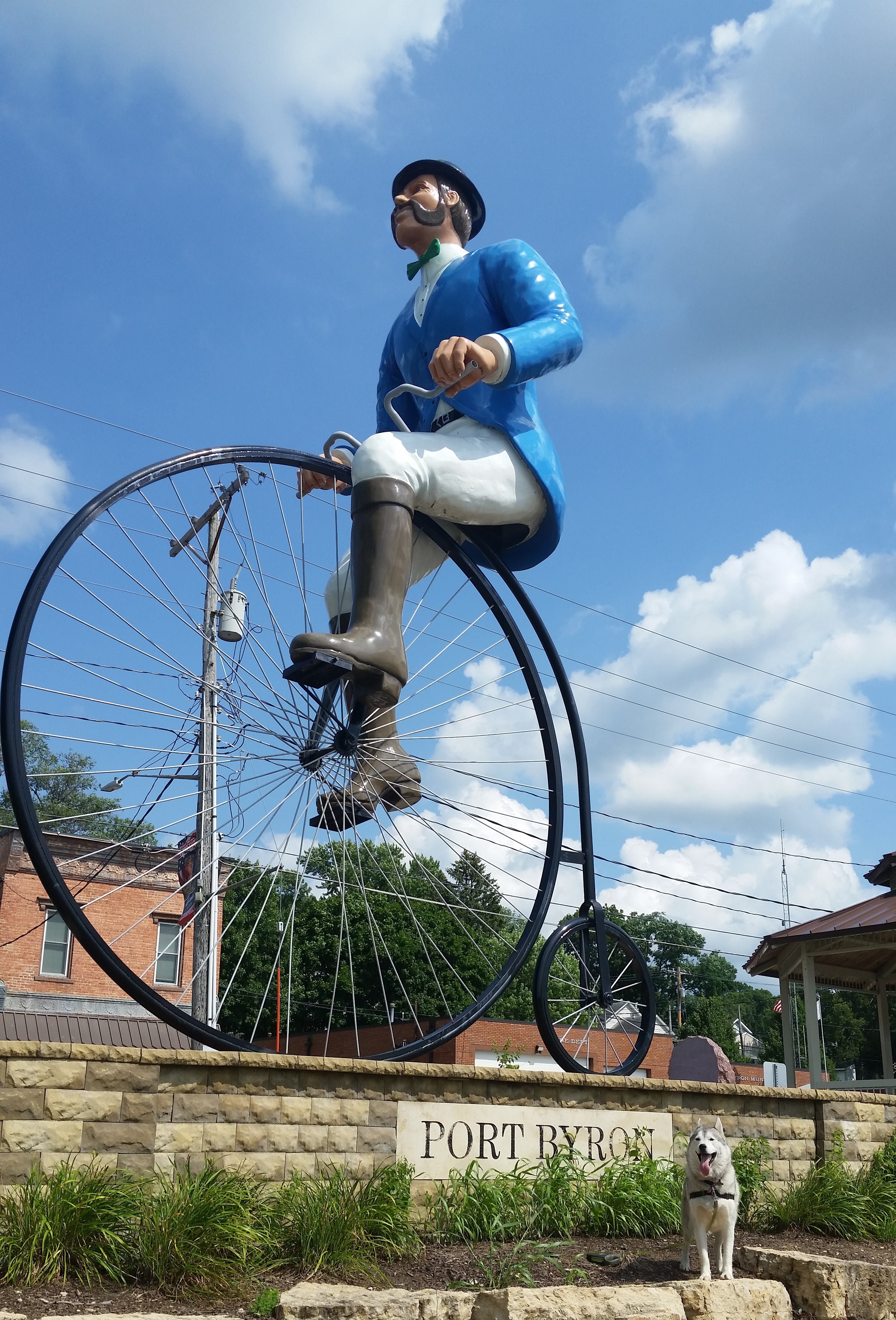 Norway at port byron illinois cyclist